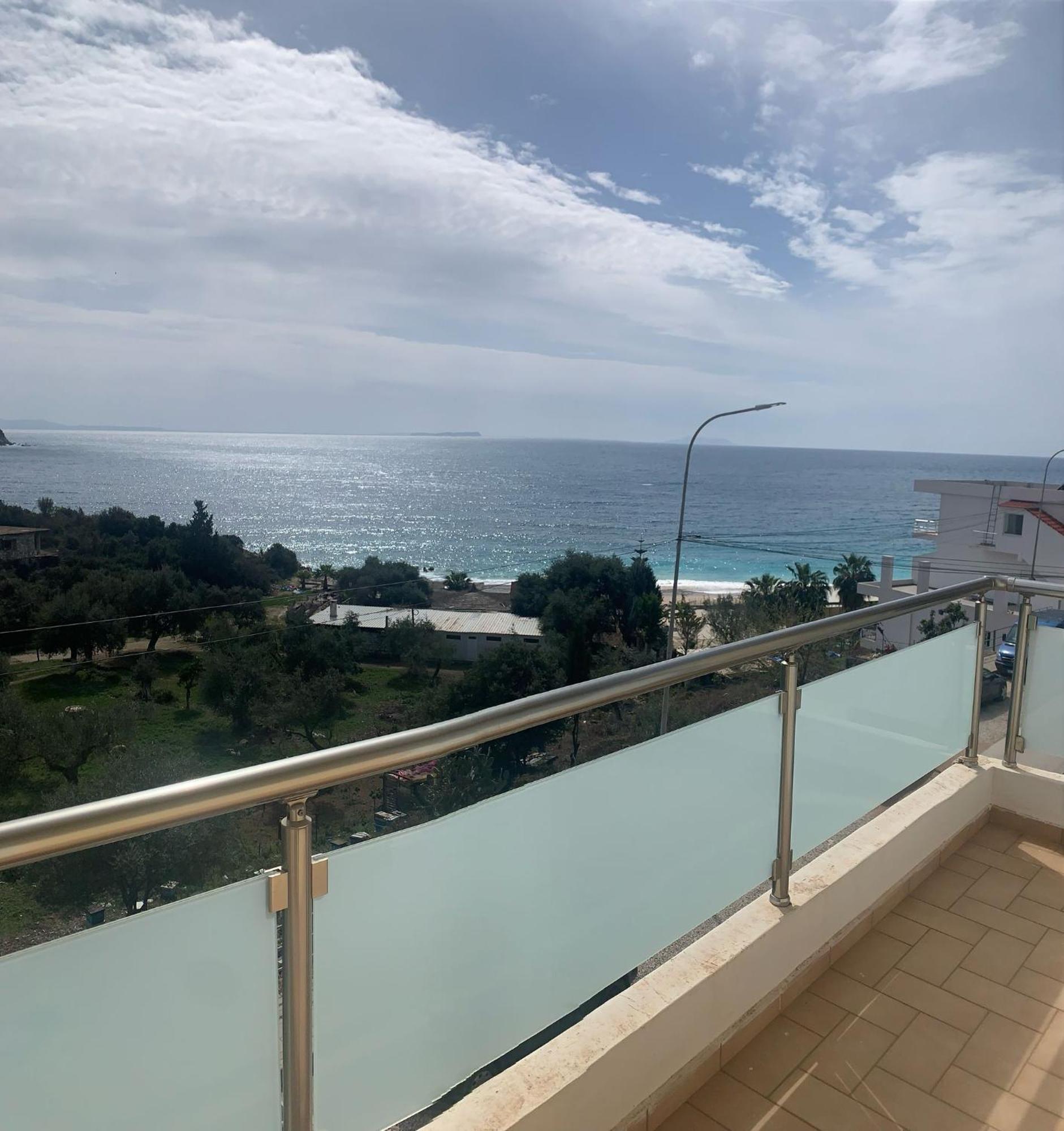 Sunset Views Apartment Himare Exteriör bild