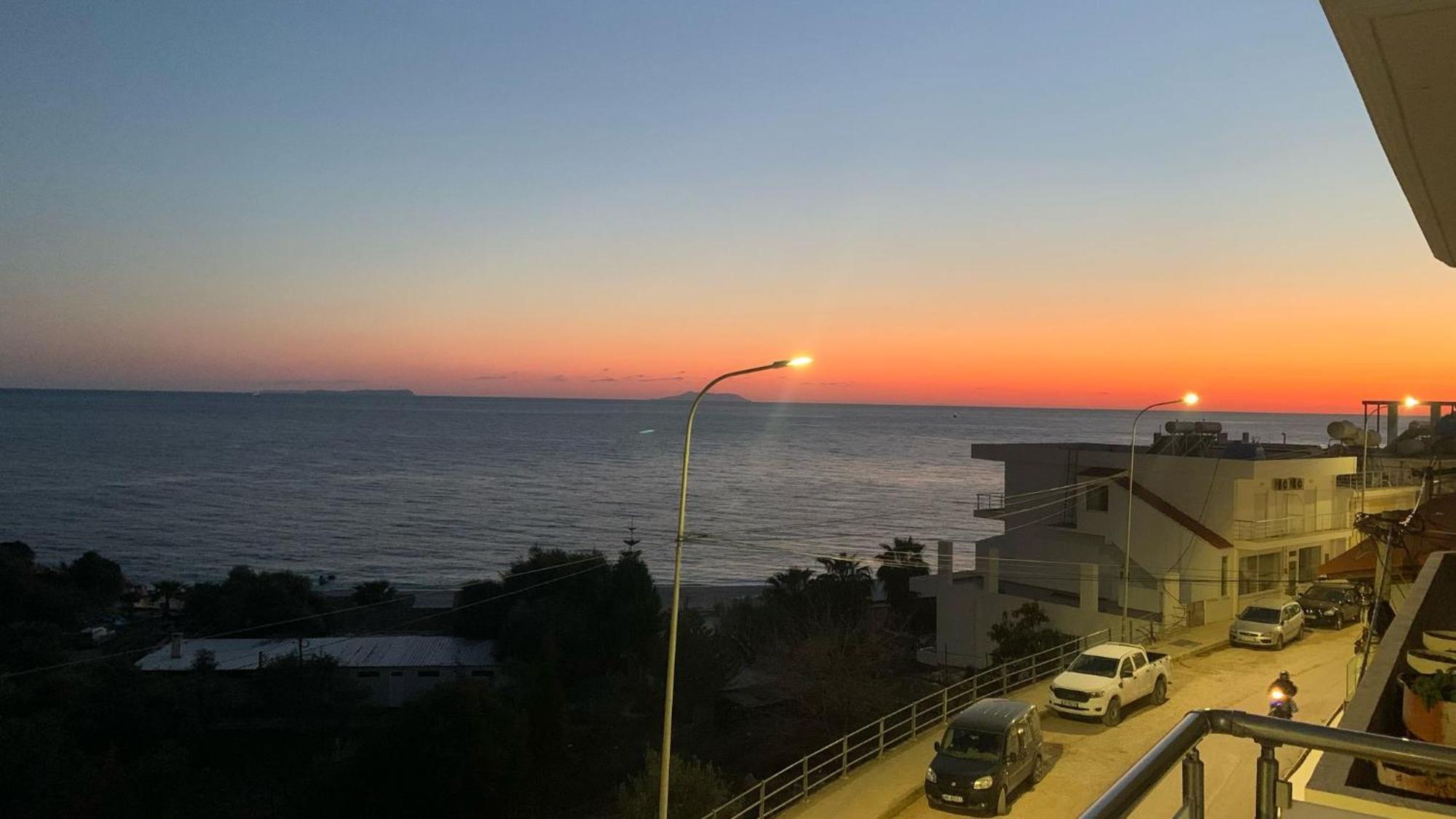 Sunset Views Apartment Himare Exteriör bild